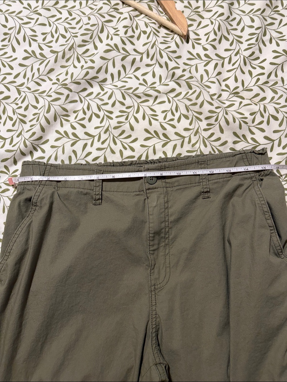 Sanctuary Olive Green Cargo Pants for Women - Picture 5 of 10